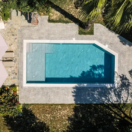 Mansion Domenica Sarakinádhon